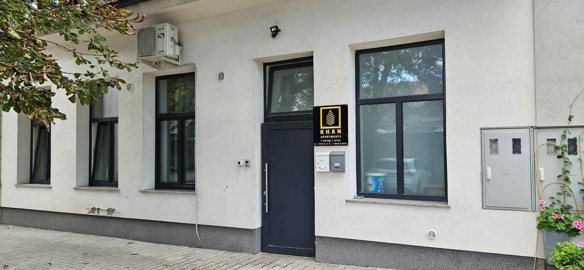Khan Apartments Любляна Екстериор снимка